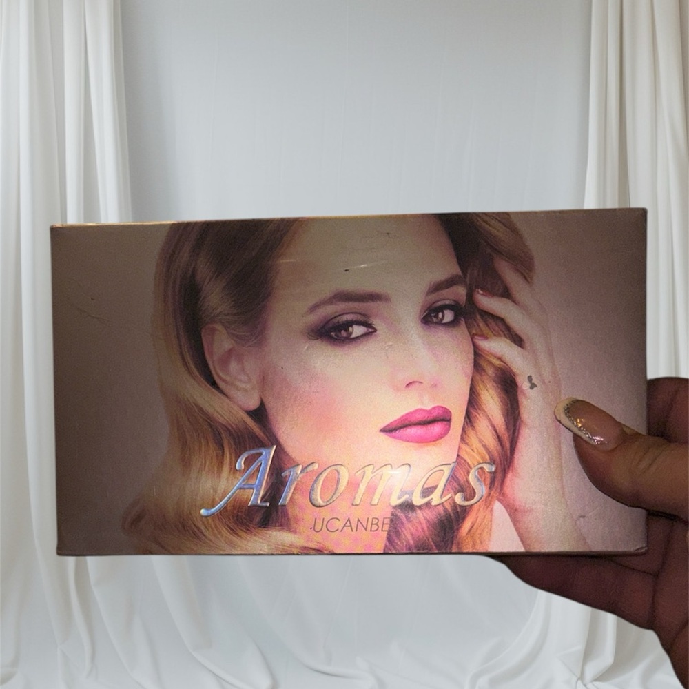 Aromas Eyeshadow Palette